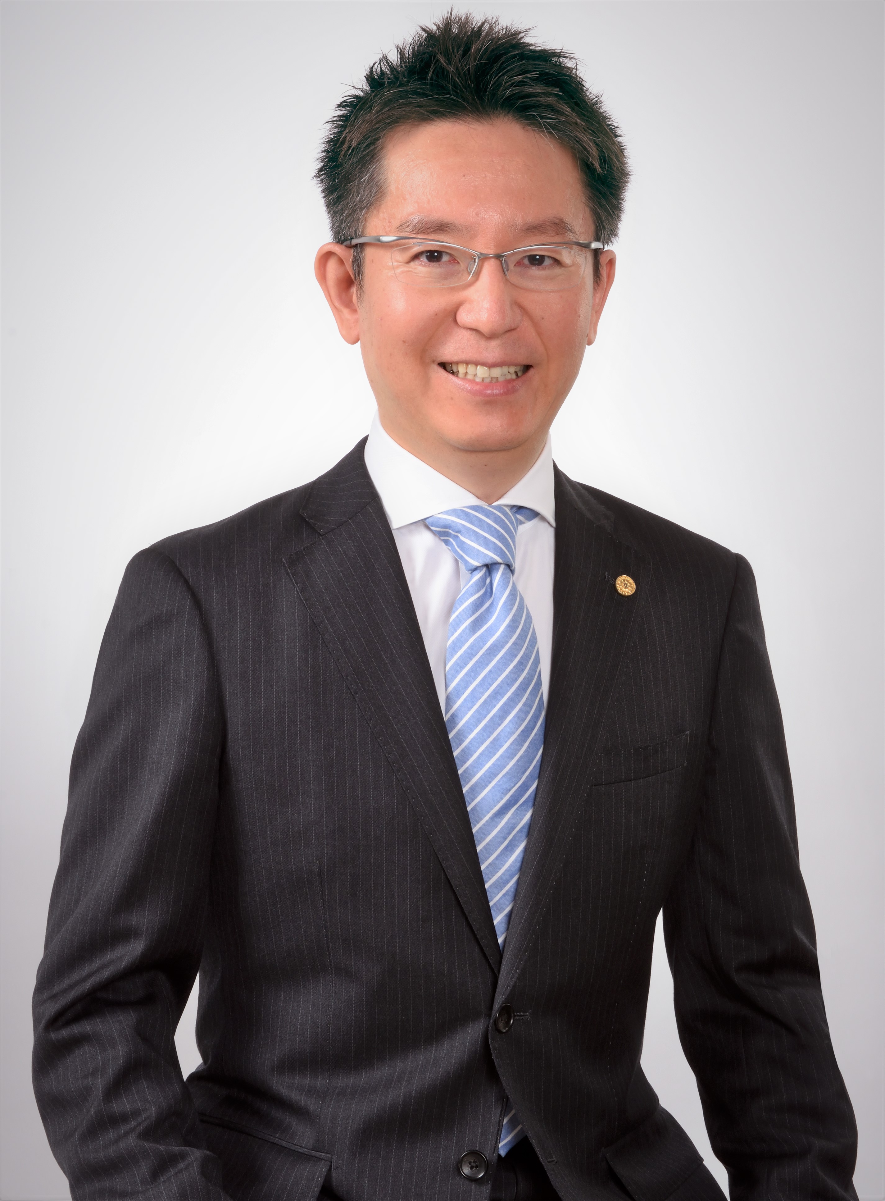 行政書士 行政書士 岡 高志